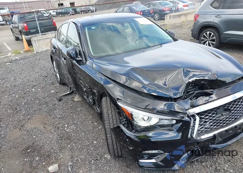 2018 Infiniti Q50 Pure/Luxe z USA, uszkodzony, nr VIN JN1CV7AR2JM280795